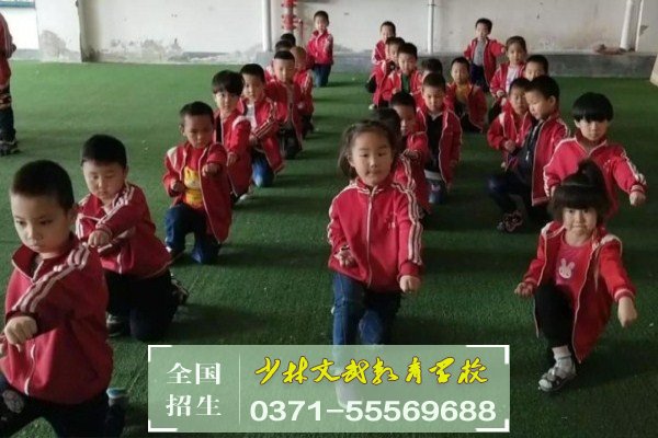 少林文武學(xué)校新學(xué)員如何練習(xí)武術(shù)