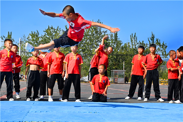 孩子厭學(xué)不想上學(xué)應(yīng)該從根本上找原因嗎